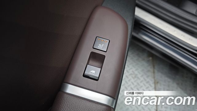 Hyundai Grandeur (GN7) 3.5 LPG 2WD Premium 2023 — фото 18