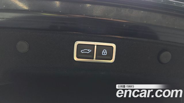 Hyundai Grandeur (GN7) 3.5 LPG 2WD Premium 2023 — фото 27