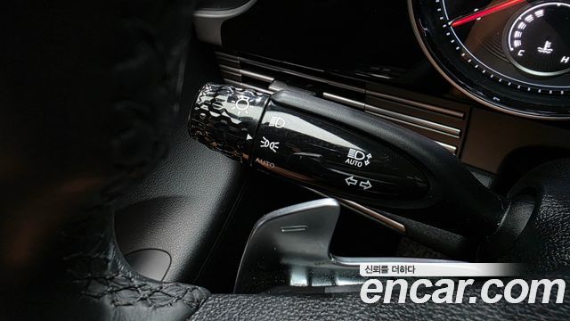 Hyundai Grandeur (IG) 3.3 Premium 2022 — фото 34