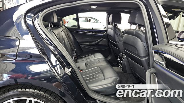 BMW 5 Series (G30) 520d xDrive M Sport Package Plus 2020 — фото 16