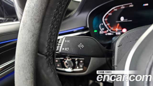 BMW 5 Series (G30) 520d xDrive M Sport Package Plus 2020 — фото 36