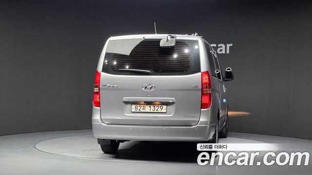 Hyundai Grand Starex Van 3-Seater Smart 2021 — фото 5