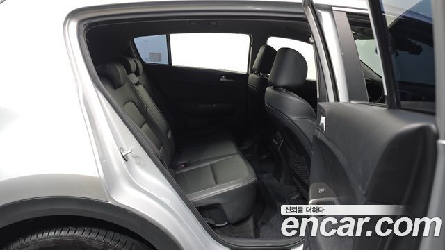Kia Sportage The Bold Diesel 1.6 4WD Trendy 2022 — фото 16
