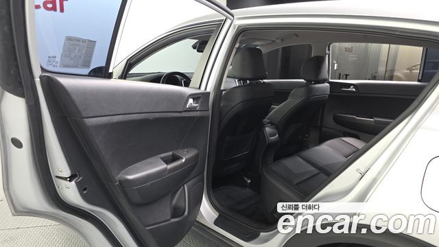 Kia Sportage The Bold Diesel 1.6 4WD Trendy 2022 — фото 32