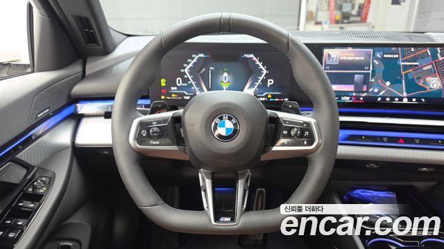 BMW 5 Series (G60) 530i xDrive M Sport 2025 — фото 13