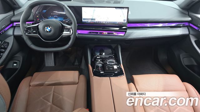 BMW 5 Series (G60) 530i xDrive 2025 — фото 7