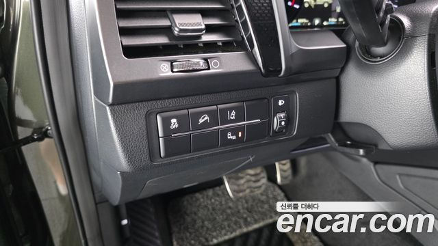 KG Mobility (SsangYong) Rexton Sports Khan Diesel 2.2 4WD Prestige 2021 — фото 17