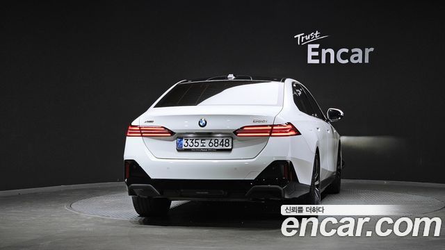 BMW 5 Series (G60) 530i xDrive M Sport 2025 — фото 4