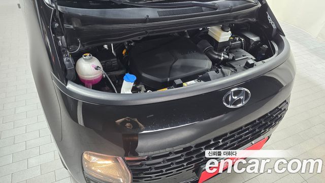 Hyundai Staria Cargo 3-Seater Modern 2023 — фото 6