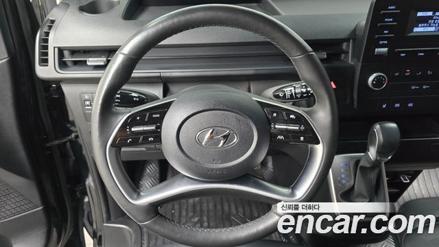 Hyundai Staria Cargo 3-Seater Modern 2023 — фото 12