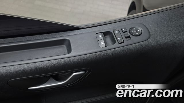 Hyundai Staria Cargo 3-Seater Modern 2023 — фото 17