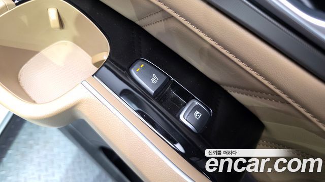 Kia Sorento (IV) Gasoline 2.5T 4WD Signature 2024 — фото 27