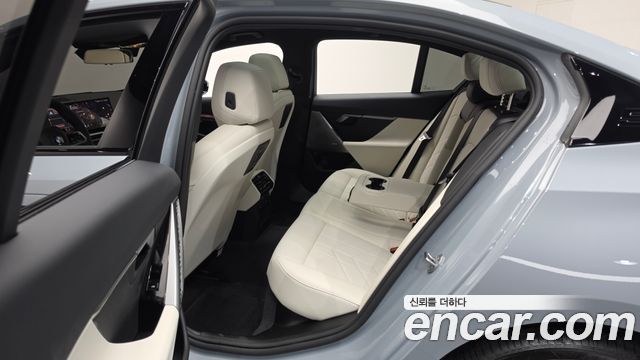 BMW 5 Series (G60) 520i M Sport 2026 — фото 26