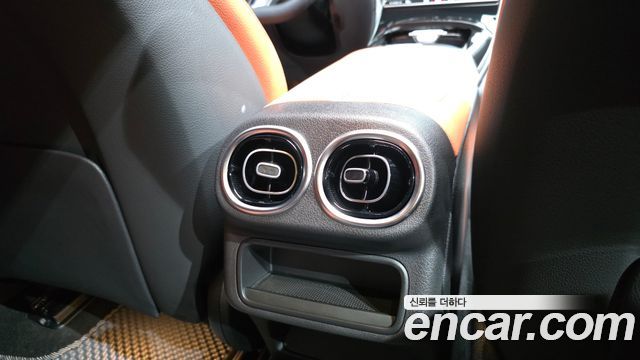 Mercedes-Benz GLC-Class (X254) GLC300 4MATIC Coupe 2025 — фото 37