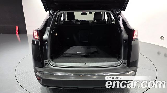 Peugeot 3008 (II) 1.2 Pure Tech Allure 2022 — фото 32