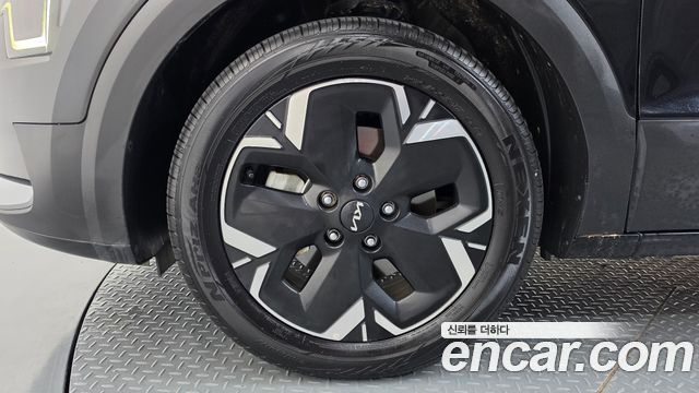 Kia Niro EV Air 2024 — фото 5