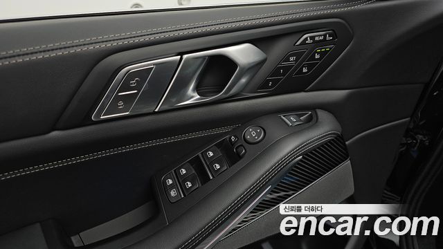 BMW X7 (G07) xDrive 40i M Sport 6STR 2026 — фото 28
