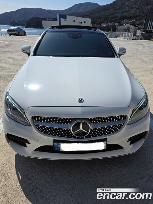 Mercedes-Benz C-Class (W205) C200 Coupe 2022 — фото 1