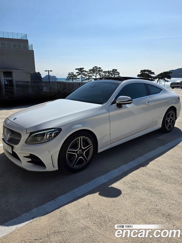 Mercedes-Benz C-Class (W205) C200 Coupe 2022 — фото 4
