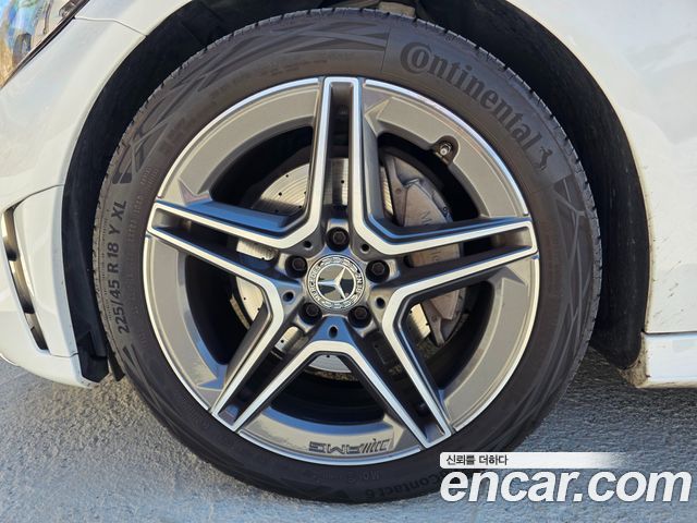 Mercedes-Benz C-Class (W205) C200 Coupe 2022 — фото 19