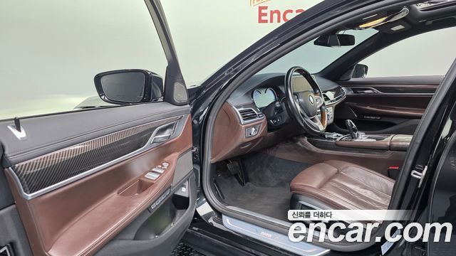 BMW 7 Series (G11) 730Ld xDrive 2016 — фото 10