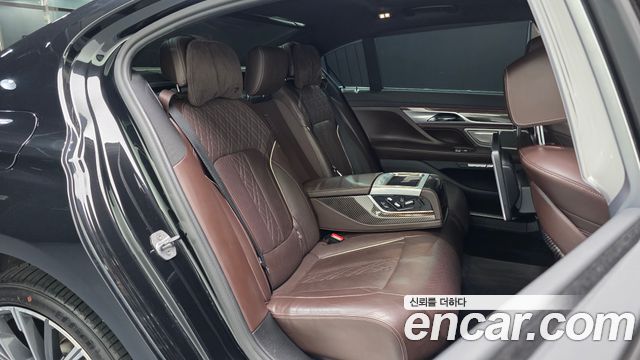 BMW 7 Series (G11) 730Ld xDrive 2016 — фото 12