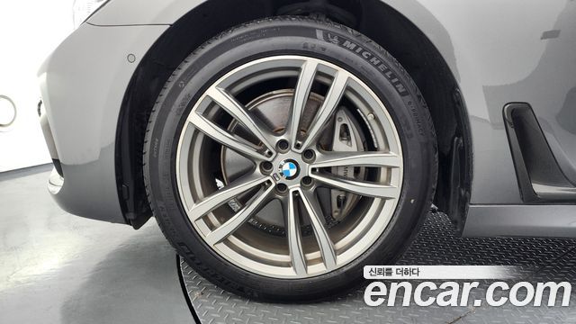BMW 7 Series (G11) 740d xDrive M Sport 2018 — фото 5