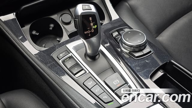 BMW 5 Series (F10) 520d xDrive M Aero Dynamic 2016 — фото 9