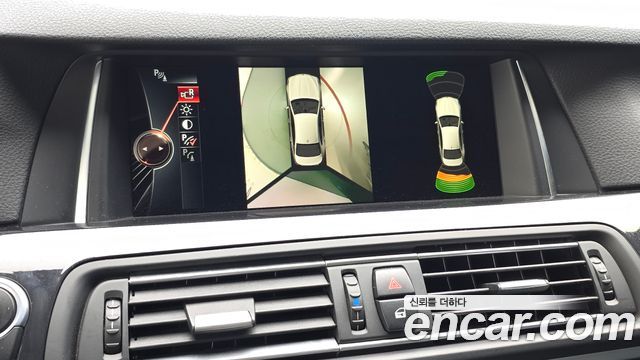 BMW 5 Series (F10) 520d xDrive M Aero Dynamic 2016 — фото 20