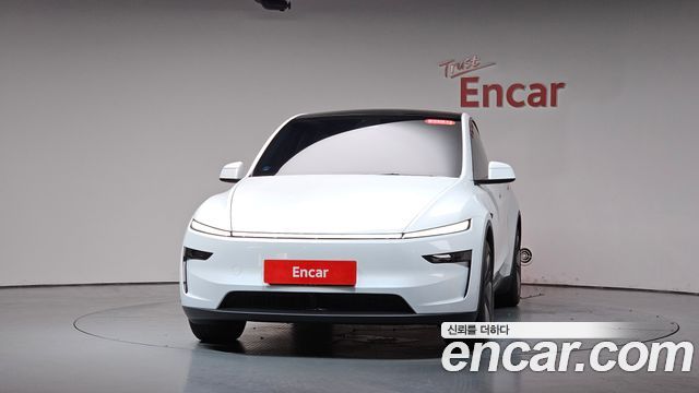 Tesla Model Y Long Range AWD 2025 — фото 3