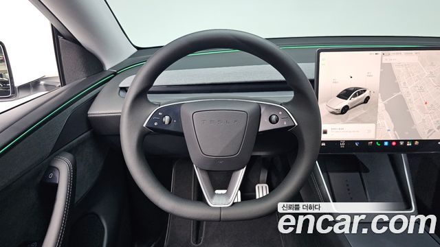 Tesla Model Y Long Range AWD 2025 — фото 13