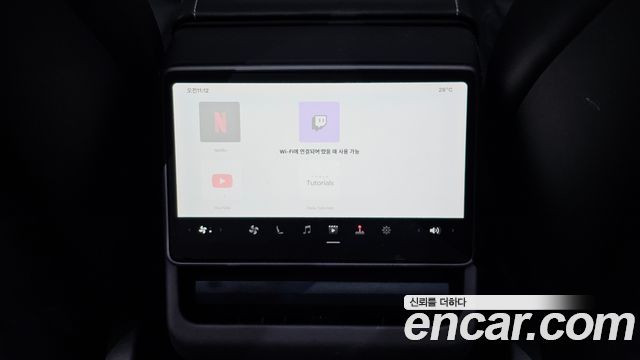 Tesla Model Y Long Range AWD 2025 — фото 30