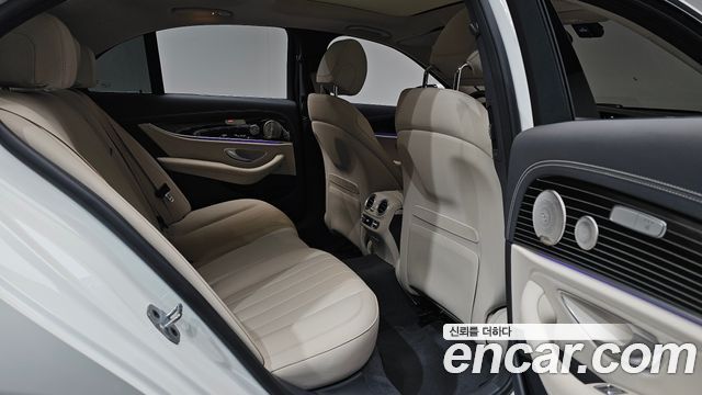 Mercedes-Benz E-Class (W213) E450 4MATIC Exclusive 2023 — фото 11
