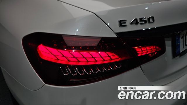 Mercedes-Benz E-Class (W213) E450 4MATIC Exclusive 2023 — фото 23