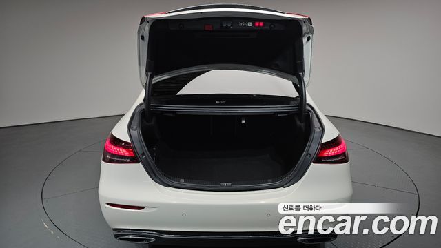 Mercedes-Benz E-Class (W213) E450 4MATIC Exclusive 2023 — фото 36