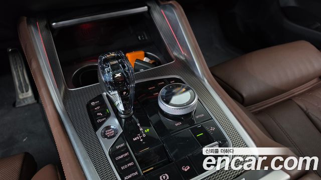 BMW X6 (G06) xDrive40i M Sport 2023 — фото 9