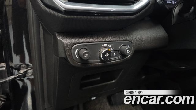 Chevrolet Trailblazer 1.3 Turbo 2WD Premier 2021 — фото 18