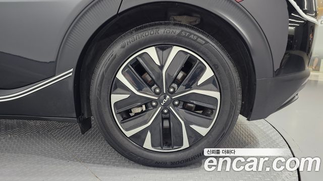Kia EV6 Long Range Air 2022 — фото 21