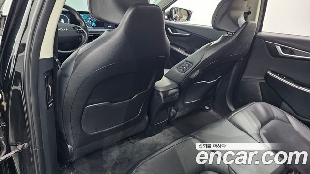 Kia EV6 Long Range Air 2022 — фото 27