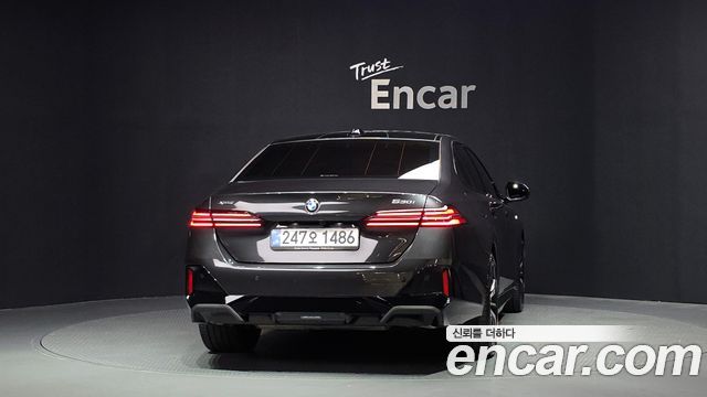 BMW 5 Series (G60) 530i xDrive M Sport 2025 — фото 4