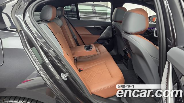 BMW 5 Series (G60) 530i xDrive M Sport 2025 — фото 12