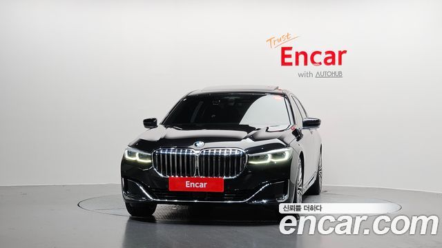 BMW 7 Series (G11) 740Li xDrive Design Pure Excellence 2020 — фото 3