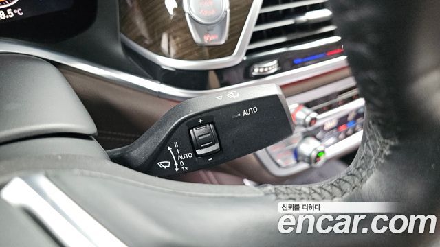 BMW 7 Series (G11) 740Li xDrive Design Pure Excellence 2020 — фото 19