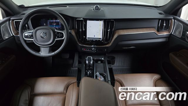 Volvo XC60 (II) B6 Inscirtion 2022 — фото 7