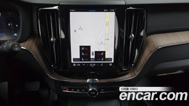 Volvo XC60 (II) B6 Inscirtion 2022 — фото 13