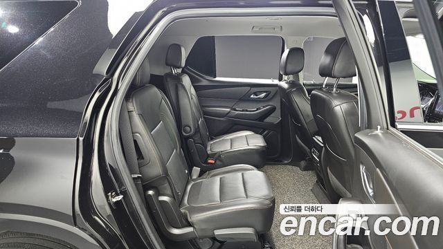 Chevrolet Traverse 3.6 AWD Premier 2020 — фото 11