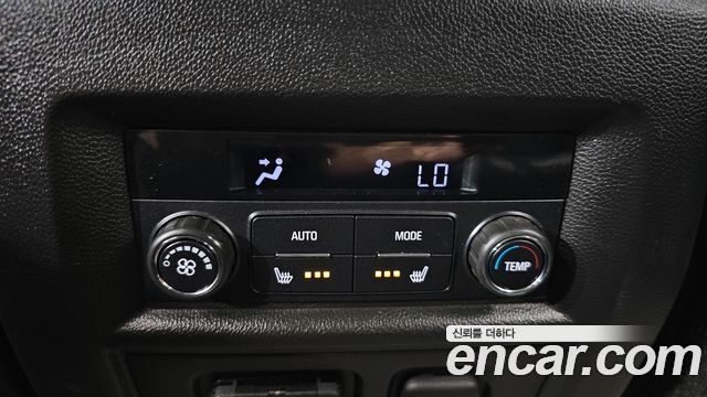 Chevrolet Traverse 3.6 AWD Premier 2020 — фото 13