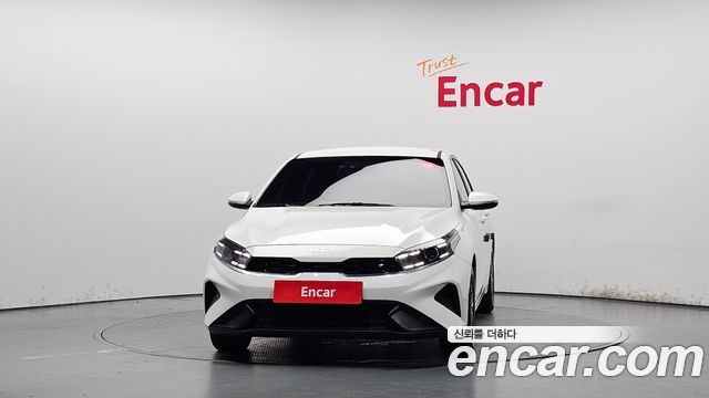 Kia K3 (II) 1.6 Prestige 2024 — фото 3