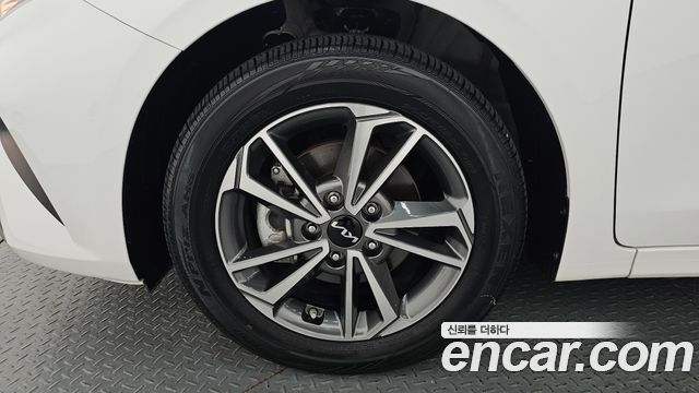Kia K3 (II) 1.6 Prestige 2024 — фото 5