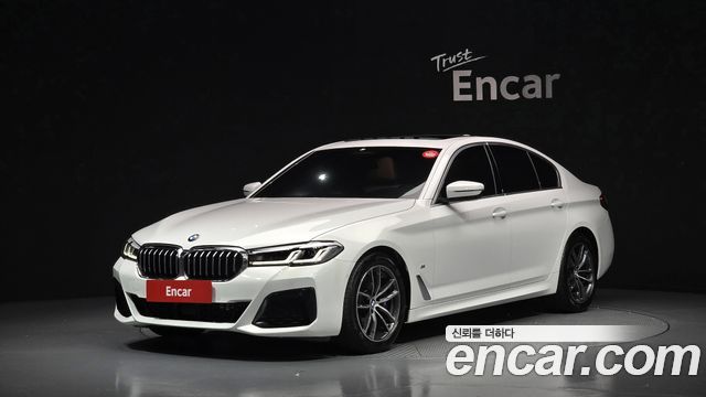 BMW 5 Series (G30) 520i M Sport 2023 — фото 1